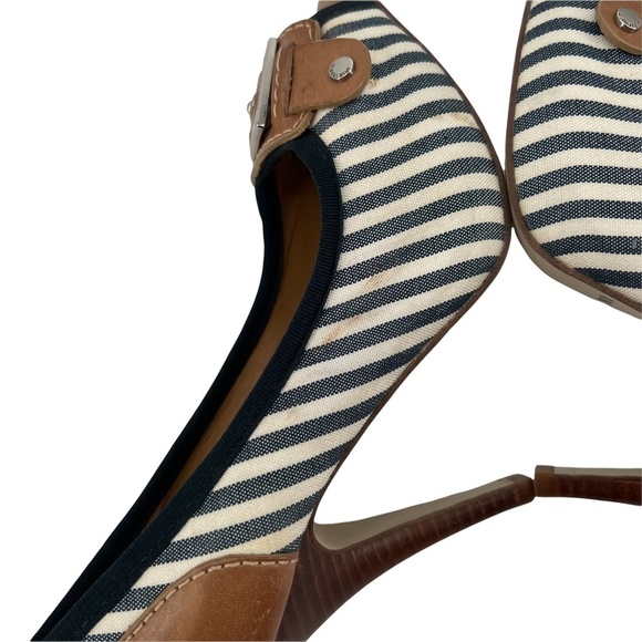 Gianni Bini Navy White Striped Peep Toe Buckle Heels Size 7 1/2 Women’s - Picture 12 of 14